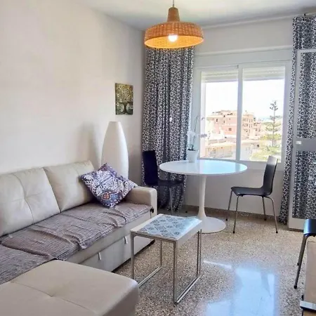 Luminoso Playa Torrecilla. Con Piscina נרחה