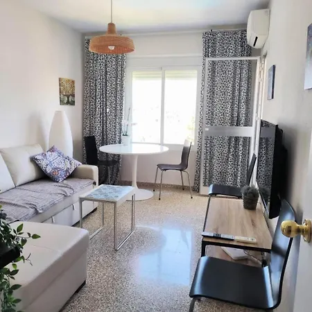 Luminoso Playa Torrecilla. Con Piscina דירה