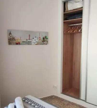 Luminoso Playa Torrecilla. Con Piscina Nerja